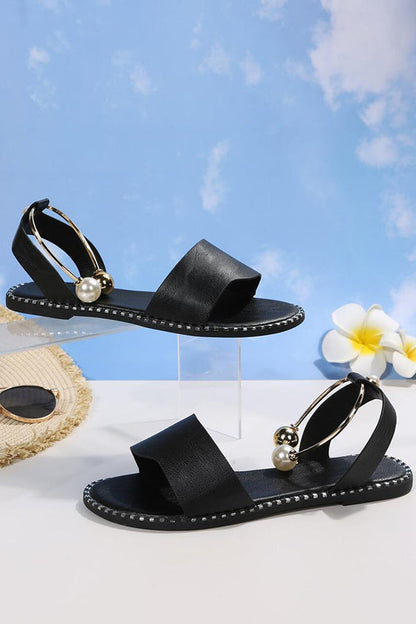 Sandalias glamurosas y modernas