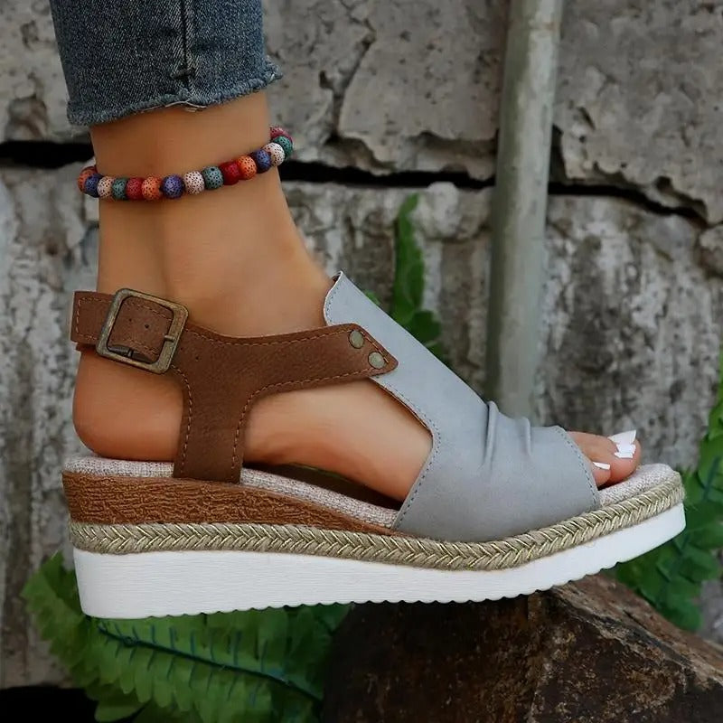 Sandalias de cuña bohemias