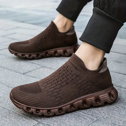 Engineered Knit Stretch Fit Slip-On Schoenen