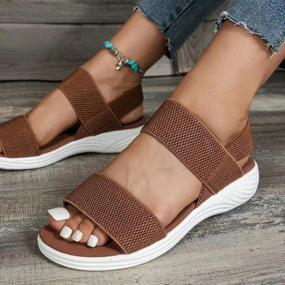 Sandalias de verano ligeras y a la moda