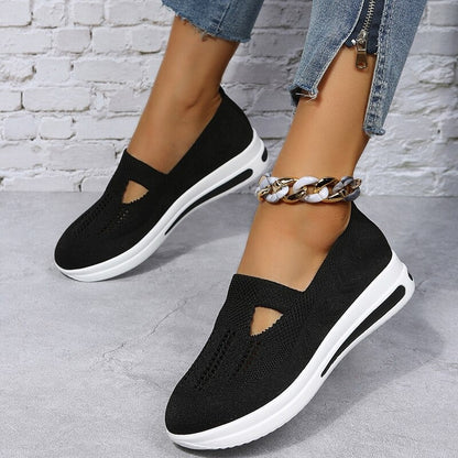 Zapatillas deportivas de mujer con fondo grueso