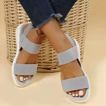 Sandalias de verano ligeras y a la moda