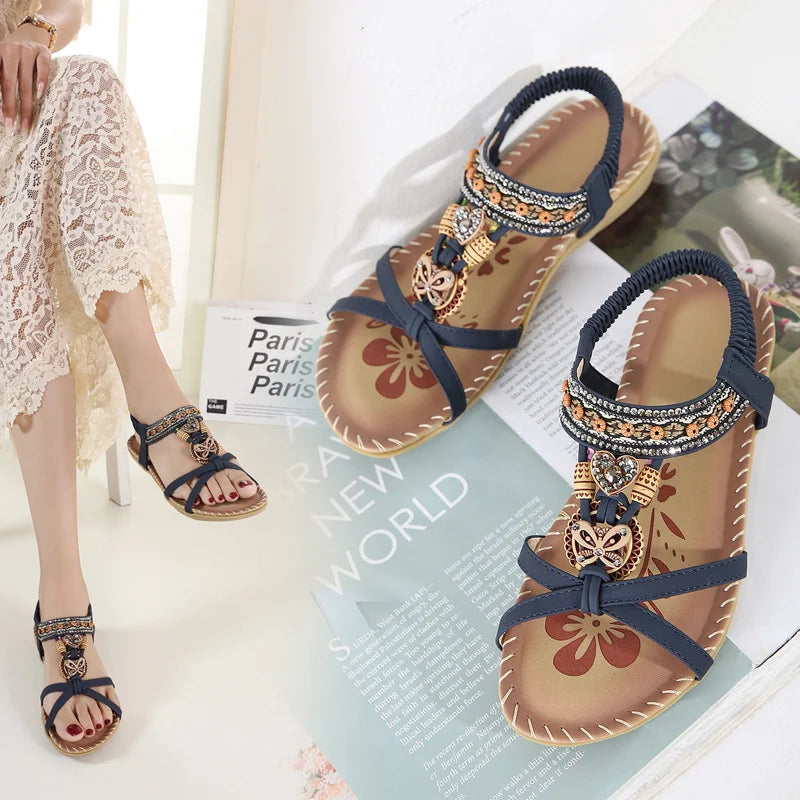 Sandalias elegantes y ligeras