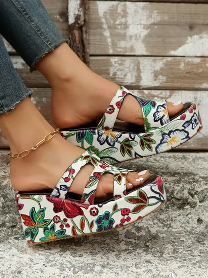 Sandalias de verano con estampado floral para mujer