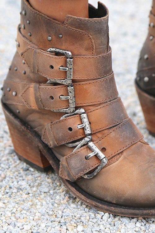 Botas ortopédicas cómodas y a la moda