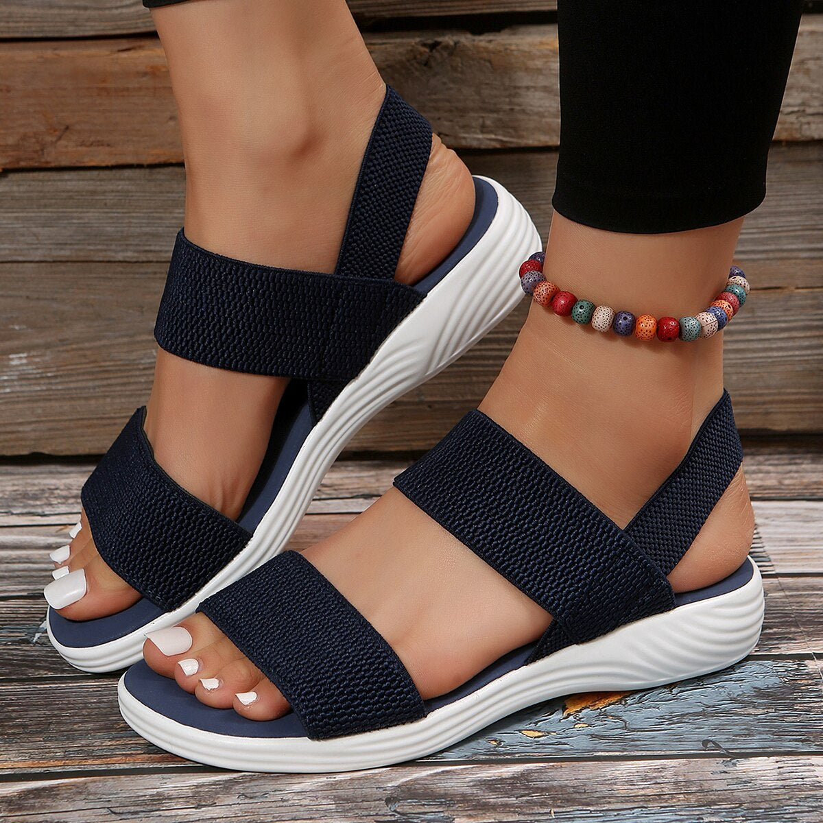 Sandalias de verano ligeras y a la moda