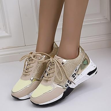 Zapatillas con cordones para mujer