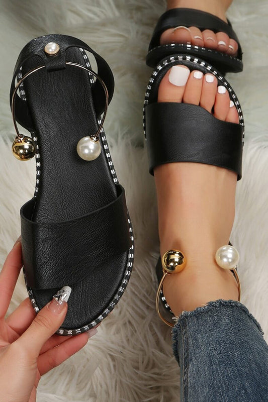 Sandalias glamurosas y modernas