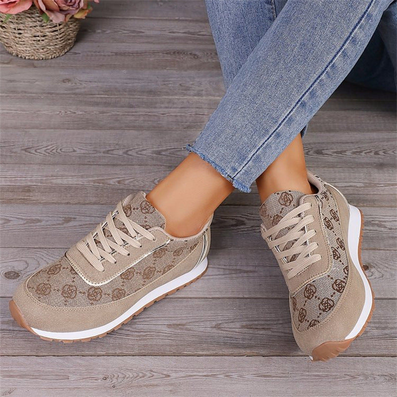 Zapatillas con cordones para mujer