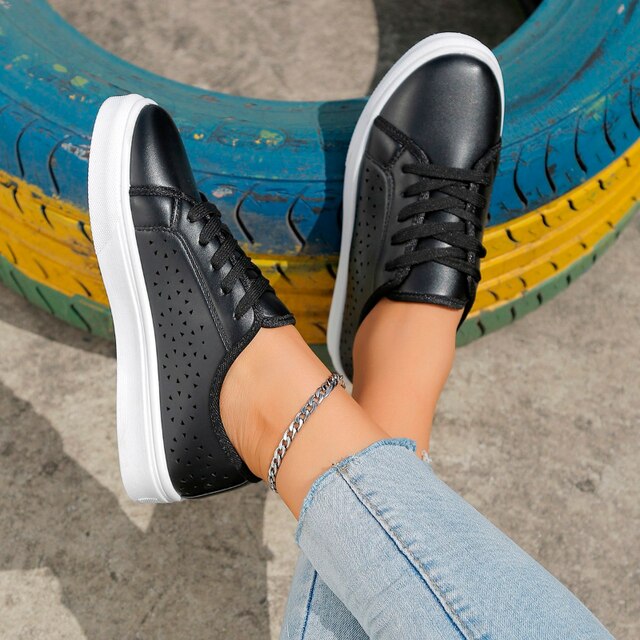 Casual Flats Low Top Sneakers