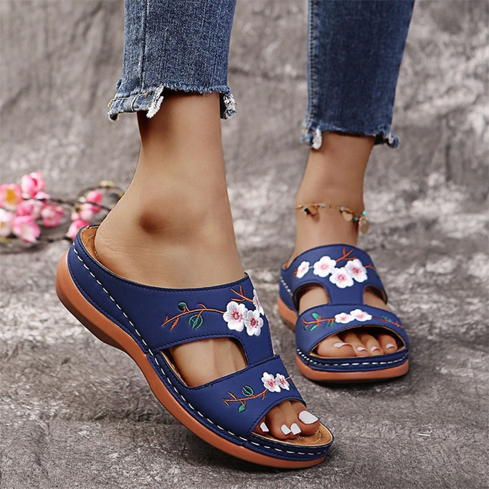 Sandalias con bordado floral para mujer