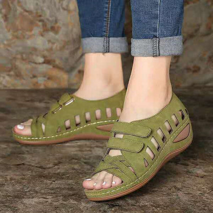 Sandalias de piel con cuña para mujer