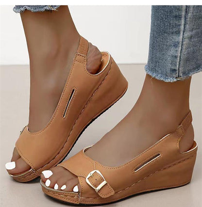 Sandalias casual y clásicas con tacón bajo de cuña