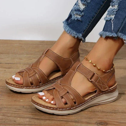 Sandalias de cuña retro