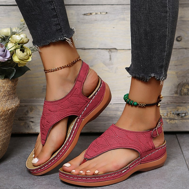 Sandalias de verano clásicas y cómodas