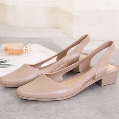 Elegantes sandalias slip-on