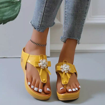 Sandalias de cuña Flower Pearl