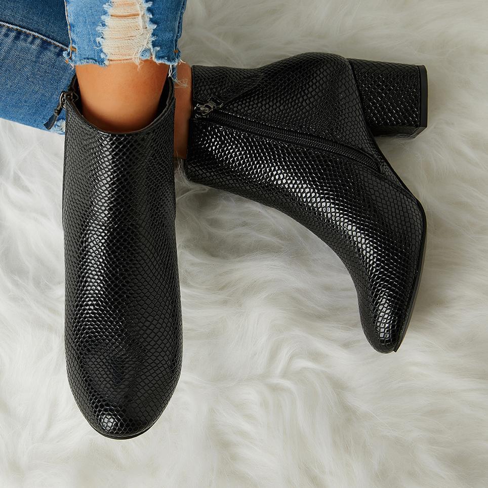 Trend Solid Color Zipper Ankle Boots Oshnow