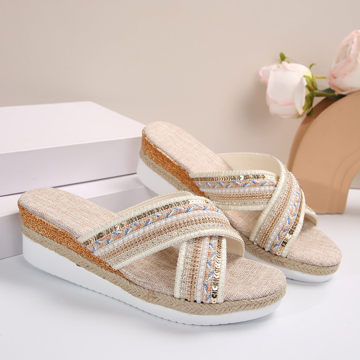 Sandalias de cuña de verano con tiras cruzadas de estilo étnico