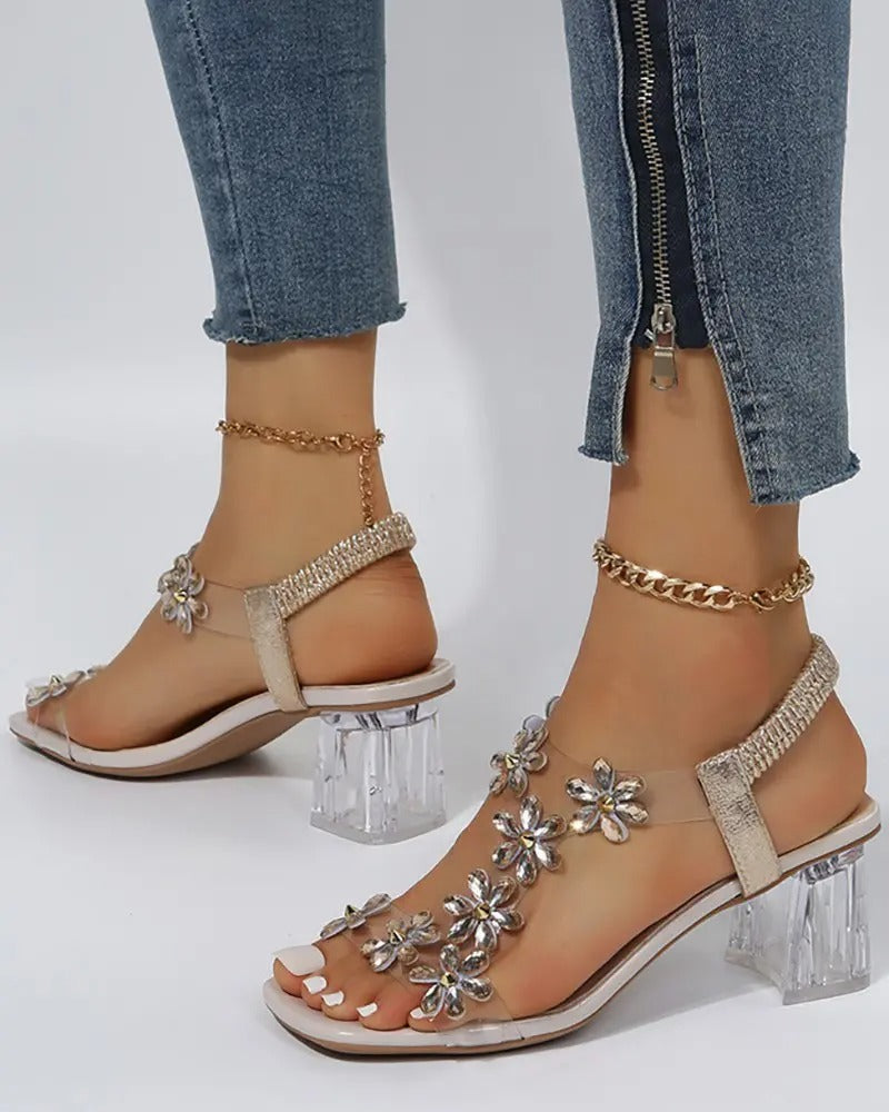 Sandalias relajadas y elegantes